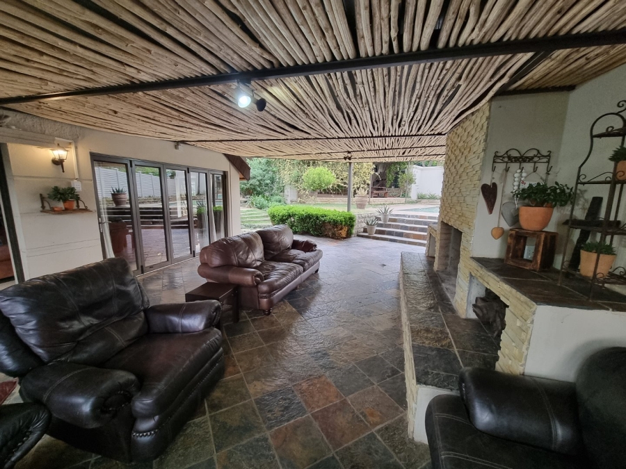 5 Bedroom Property for Sale in Eureka Free State